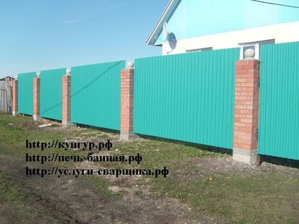 заборы из профнастила и сетки-рабицы