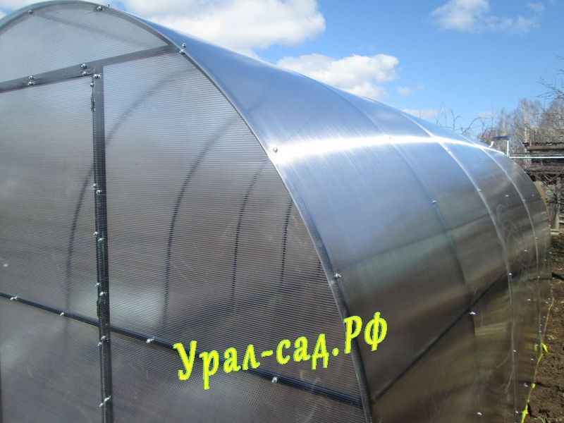 теплица усиленная Уралсад