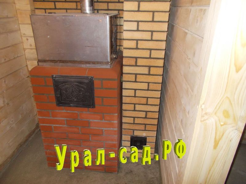 печь банная, обложенная кирпичом